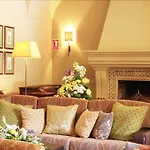Hotel De 4*
