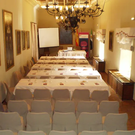 Hotel De 4*